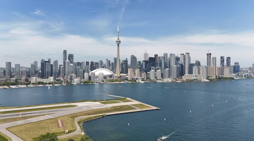 Toronto island airport